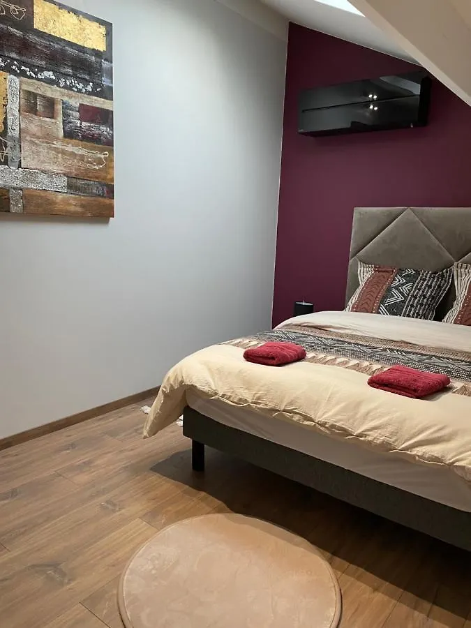 Gite En Soi Montracol Holiday home